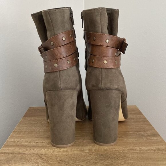 Booties - Picture 6 of 6